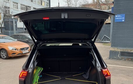 Volkswagen Tiguan II, 2019 год, 2 530 000 рублей, 11 фотография