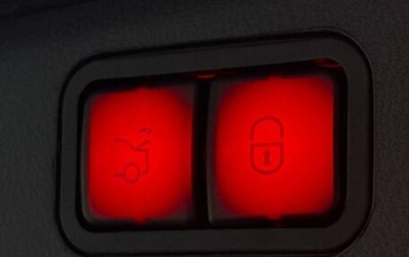 Mercedes-Benz E-Класс, 2018 год, 3 259 000 рублей, 25 фотография