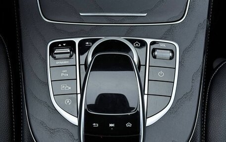 Mercedes-Benz E-Класс, 2018 год, 3 259 000 рублей, 24 фотография