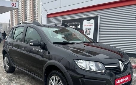 Renault Sandero II рестайлинг, 2016 год, 1 090 000 рублей, 1 фотография