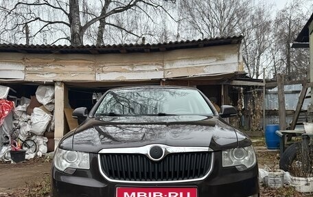 Skoda Superb III рестайлинг, 2012 год, 1 000 000 рублей, 1 фотография