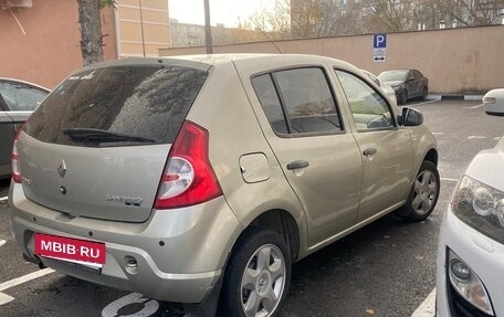 Renault Sandero I, 2013 год, 383 000 рублей, 2 фотография