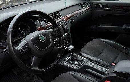 Skoda Superb III рестайлинг, 2012 год, 1 000 000 рублей, 9 фотография