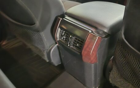 Toyota Land Cruiser Prado 150 рестайлинг 2, 2015 год, 3 300 000 рублей, 4 фотография