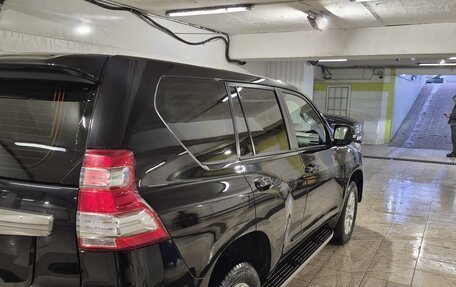 Toyota Land Cruiser Prado 150 рестайлинг 2, 2015 год, 3 300 000 рублей, 8 фотография