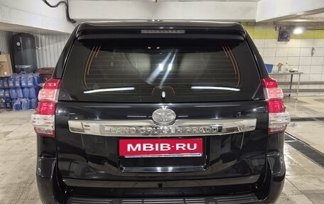 Toyota Land Cruiser Prado 150 рестайлинг 2, 2015 год, 3 300 000 рублей, 9 фотография