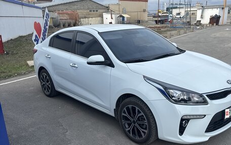 KIA Rio IV, 2017 год, 1 250 000 рублей, 2 фотография