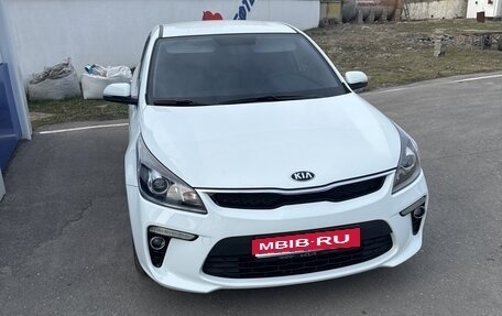 KIA Rio IV, 2017 год, 1 250 000 рублей, 1 фотография