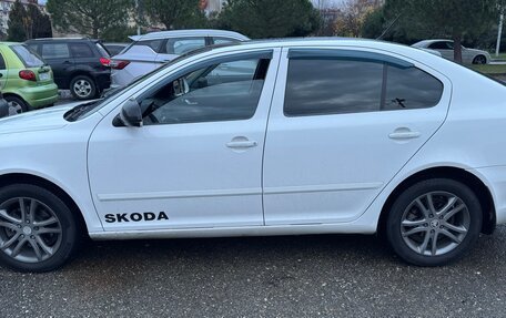 Skoda Octavia, 2011 год, 950 000 рублей, 2 фотография