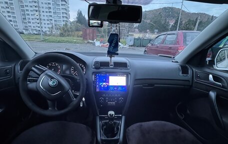 Skoda Octavia, 2011 год, 950 000 рублей, 10 фотография