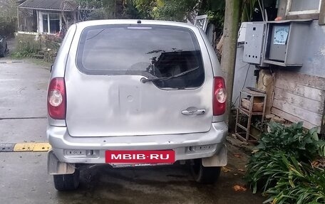 Chevrolet Niva I рестайлинг, 2004 год, 350 000 рублей, 5 фотография