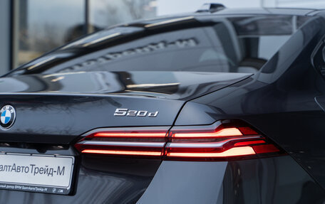 BMW 5 серия, 2025 год, 10 740 000 рублей, 8 фотография