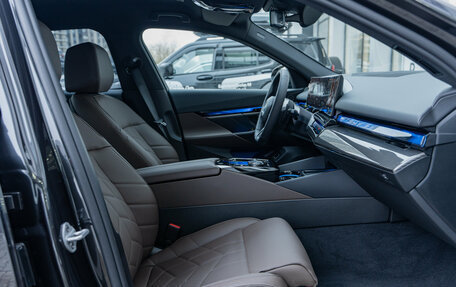 BMW 5 серия, 2025 год, 10 740 000 рублей, 20 фотография