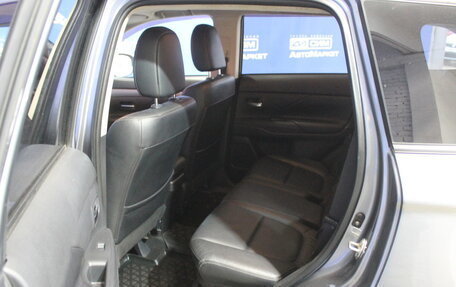 Mitsubishi Outlander III рестайлинг 3, 2012 год, 1 040 000 рублей, 16 фотография