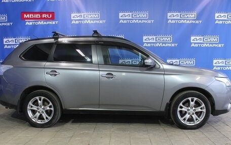 Mitsubishi Outlander III рестайлинг 3, 2012 год, 1 040 000 рублей, 4 фотография
