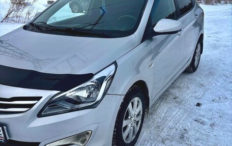 Hyundai Solaris II рестайлинг, 2015 год, 888 888 рублей, 12 фотография