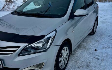 Hyundai Solaris II рестайлинг, 2015 год, 888 888 рублей, 13 фотография