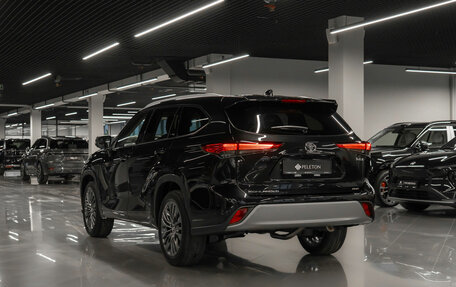 Toyota Highlander, 2025 год, 6 050 000 рублей, 5 фотография