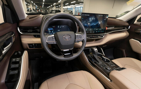 Toyota Highlander, 2025 год, 6 050 000 рублей, 7 фотография