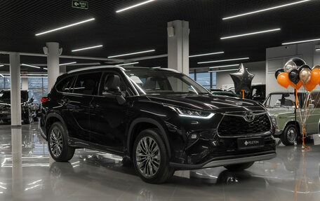 Toyota Highlander, 2025 год, 6 050 000 рублей, 2 фотография