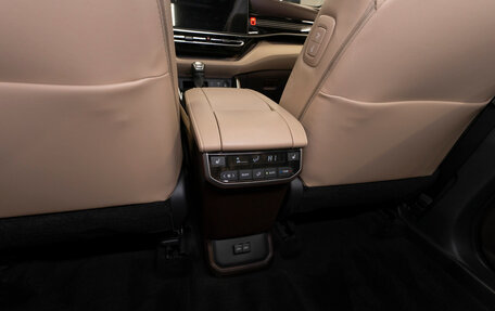 Toyota Highlander, 2025 год, 6 050 000 рублей, 14 фотография