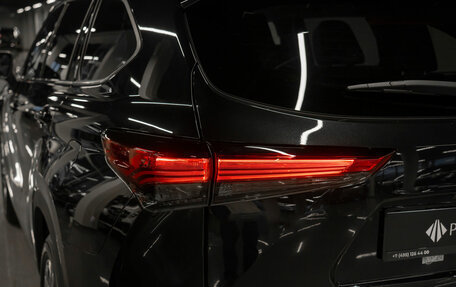 Toyota Highlander, 2025 год, 6 050 000 рублей, 29 фотография