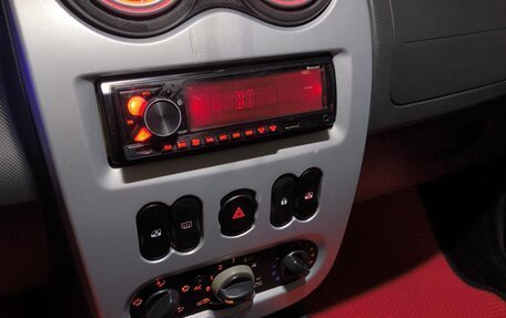 Renault Logan I, 2010 год, 380 000 рублей, 18 фотография