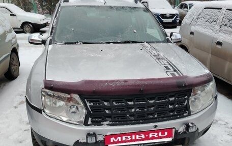 Renault Duster I рестайлинг, 2012 год, 780 000 рублей, 4 фотография