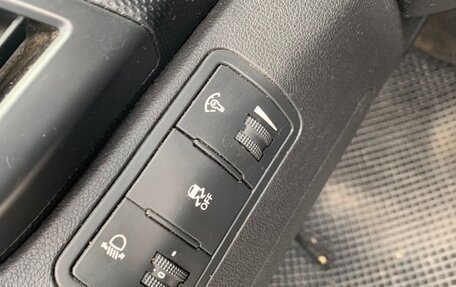 Hyundai Solaris II рестайлинг, 2012 год, 800 000 рублей, 6 фотография