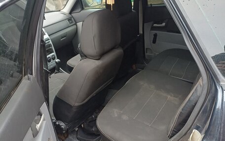 Toyota Avensis III рестайлинг, 2001 год, 310 000 рублей, 7 фотография