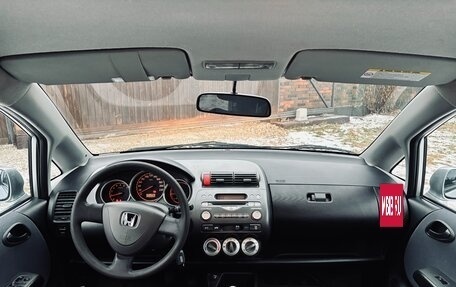 Honda Jazz I рестайлинг, 2005 год, 595 000 рублей, 16 фотография