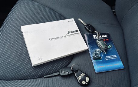 Honda Jazz I рестайлинг, 2005 год, 595 000 рублей, 34 фотография