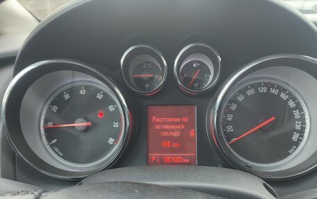 Opel Astra J, 2011 год, 850 000 рублей, 5 фотография