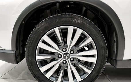 Mitsubishi Outlander III рестайлинг 3, 2019 год, 2 520 000 рублей, 22 фотография