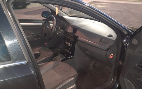 Opel Astra H, 2011 год, 670 000 рублей, 1 фотография