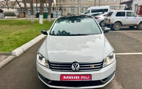 Volkswagen Passat B7, 2012 год, 1 350 000 рублей, 1 фотография