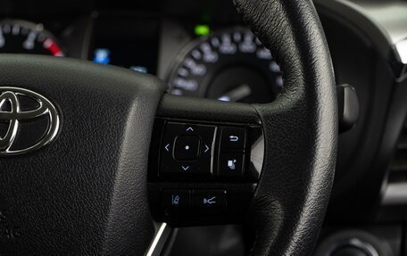 Toyota Hilux VIII, 2021 год, 3 998 999 рублей, 14 фотография