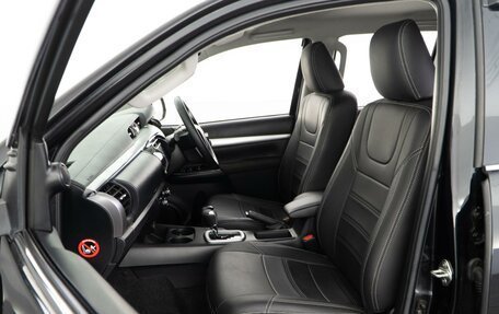 Toyota Hilux VIII, 2021 год, 3 998 999 рублей, 9 фотография