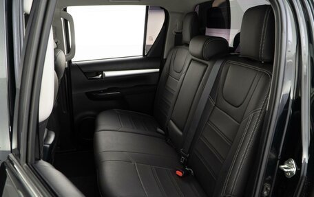 Toyota Hilux VIII, 2021 год, 3 998 999 рублей, 8 фотография