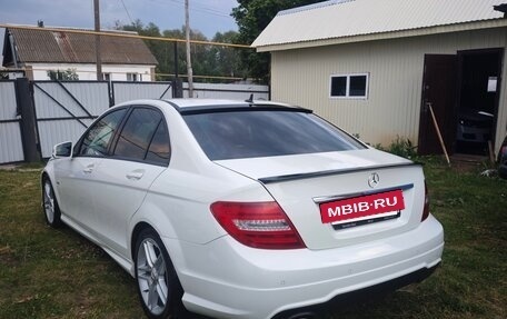 Mercedes-Benz C-Класс, 2011 год, 1 579 000 рублей, 2 фотография