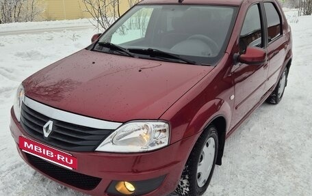 Renault Logan I, 2011 год, 750 000 рублей, 2 фотография