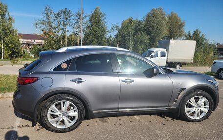 Infiniti QX70, 2015 год, 2 200 000 рублей, 12 фотография
