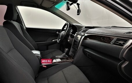 Toyota Camry, 2018 год, 2 050 000 рублей, 10 фотография