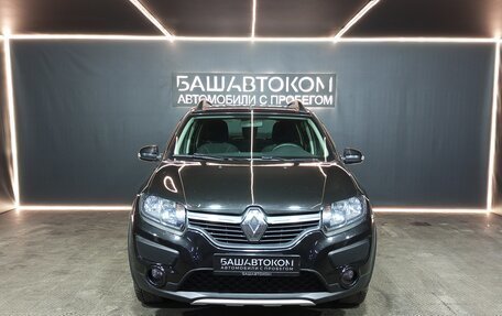 Renault Sandero II рестайлинг, 2018 год, 879 000 рублей, 2 фотография