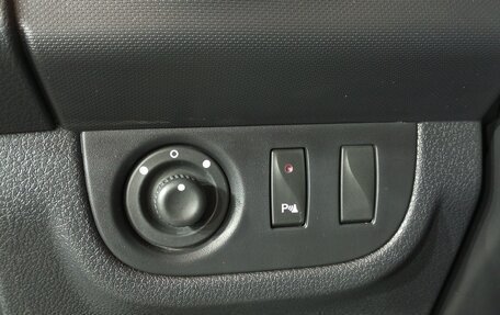 Renault Sandero II рестайлинг, 2018 год, 879 000 рублей, 14 фотография