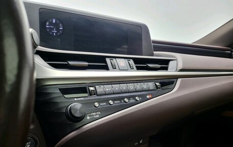 Lexus ES VII, 2018 год, 3 175 000 рублей, 24 фотография