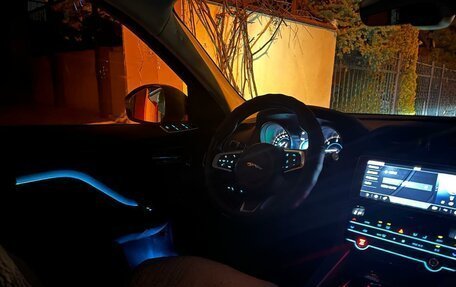 Jaguar F-Pace, 2019 год, 3 450 000 рублей, 10 фотография