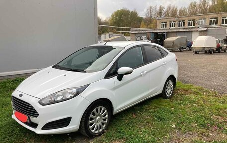 Ford Fiesta, 2015 год, 950 000 рублей, 1 фотография
