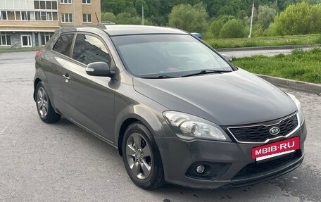 KIA cee'd I рестайлинг, 2011 год, 630 000 рублей, 2 фотография
