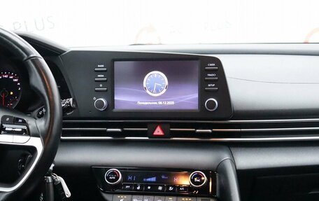 Hyundai Elantra, 2021 год, 2 299 000 рублей, 11 фотография